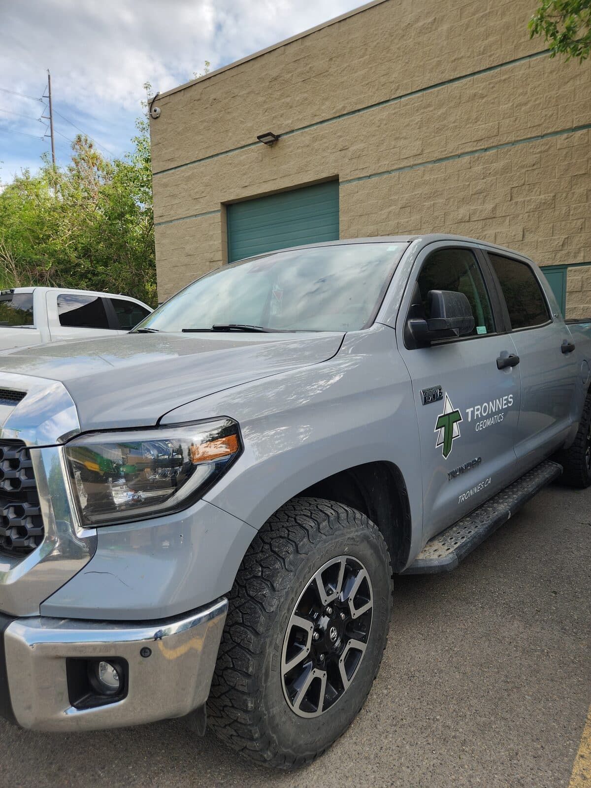 SunWash trucks & suvs fleet detailing in Calgary