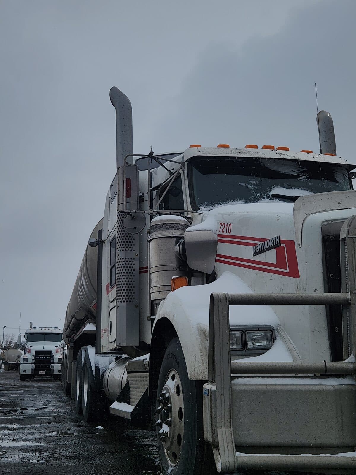 SunWash class-8 semis fleet detailing in Calgary